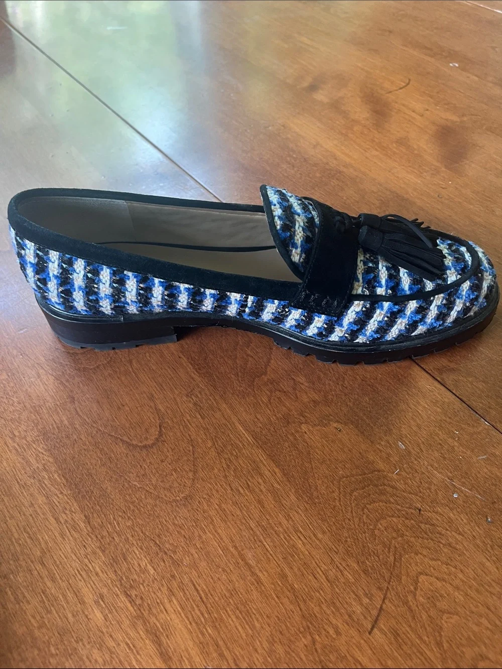 Ann Taylor Lug Sole Tweed Tassel Plaid Black/Royal Blue Loafers size 7